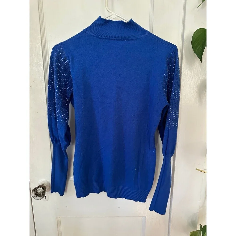 Vila Milano women’s size medium blue sweater